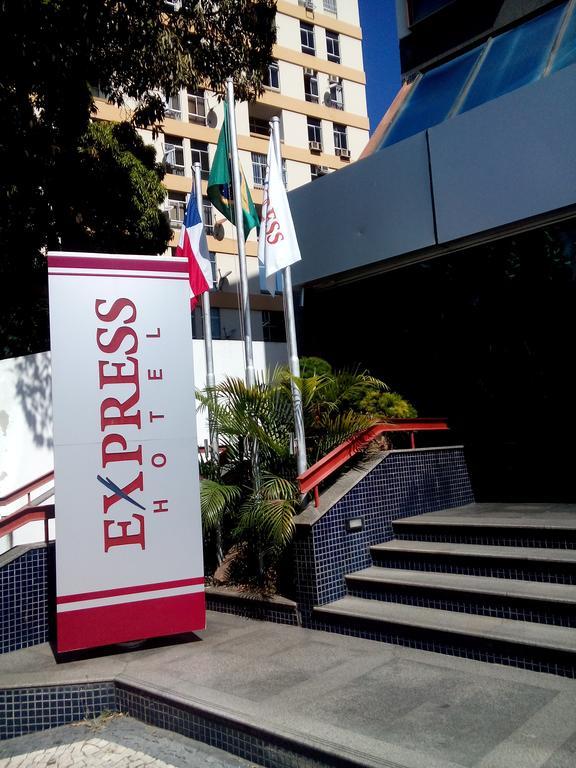 Express Hotel Салвадор Екстериор снимка