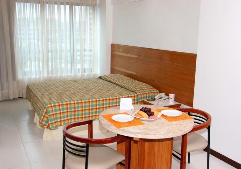 Express Hotel Салвадор Екстериор снимка